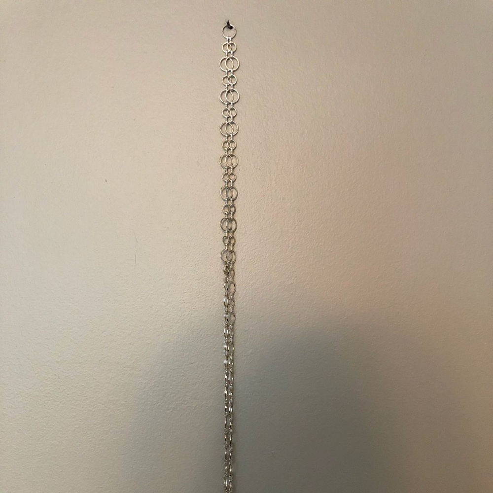 20” silver chain with circle detail